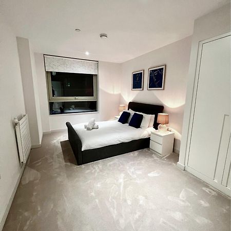 Stylish Apartment Docklands 런던 외부 사진